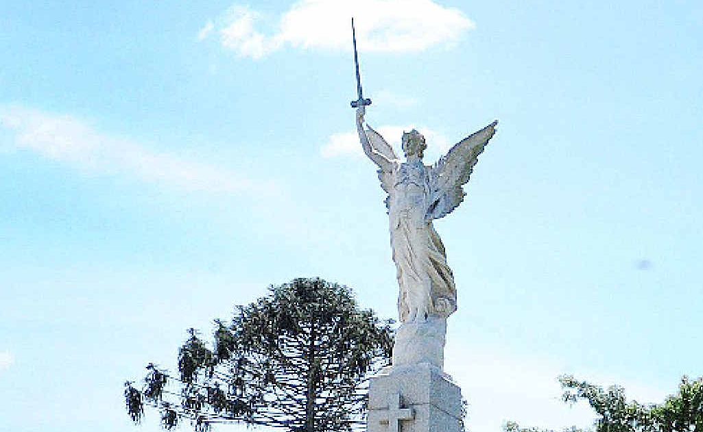 Maryborough’s Cenotaph a focal point of the CBD. Maryborough’s Cenotaph a focal point of the CBD.